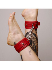 Chevillères en cuir molletonné rouges et attaches argentées