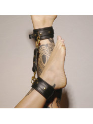 Chevillères en cuir molletonné et attaches Gold