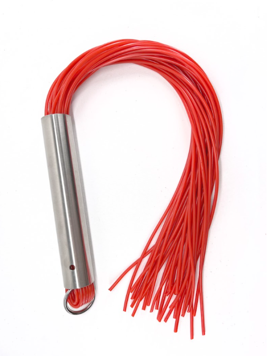 Martinet homme rouge manche métal lanières en PVC