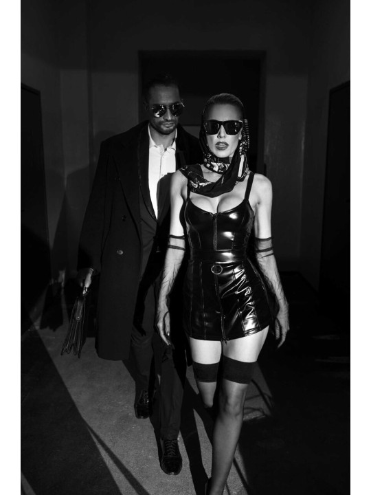 F320 Starlet - Mini-robe à effet mouillé avec ceinture à anneaux