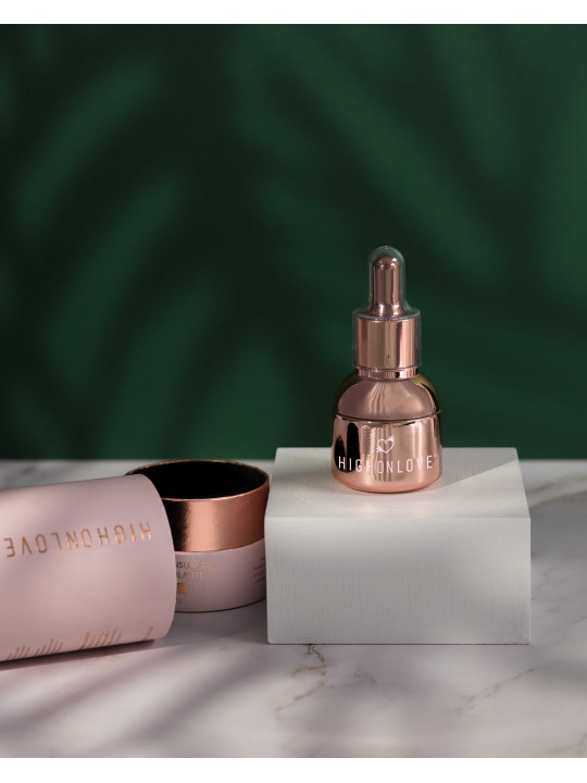 Huile sensuelle stimulante avec 300 mg de CBD 30 ml